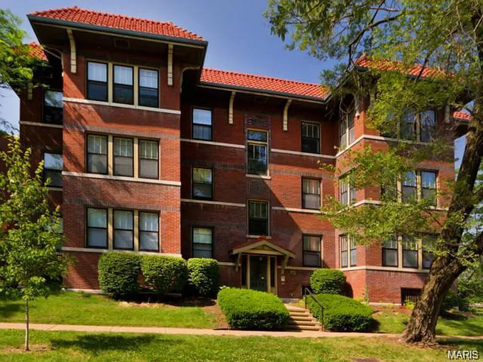 5803 Waterman Boulevard, St. Louis, Missouri 63112, United States